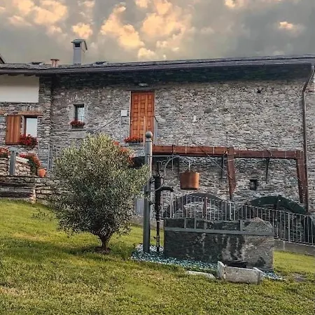 Alle Macine - Heritage In Molino Maufet Watermill - View Balcony Colico